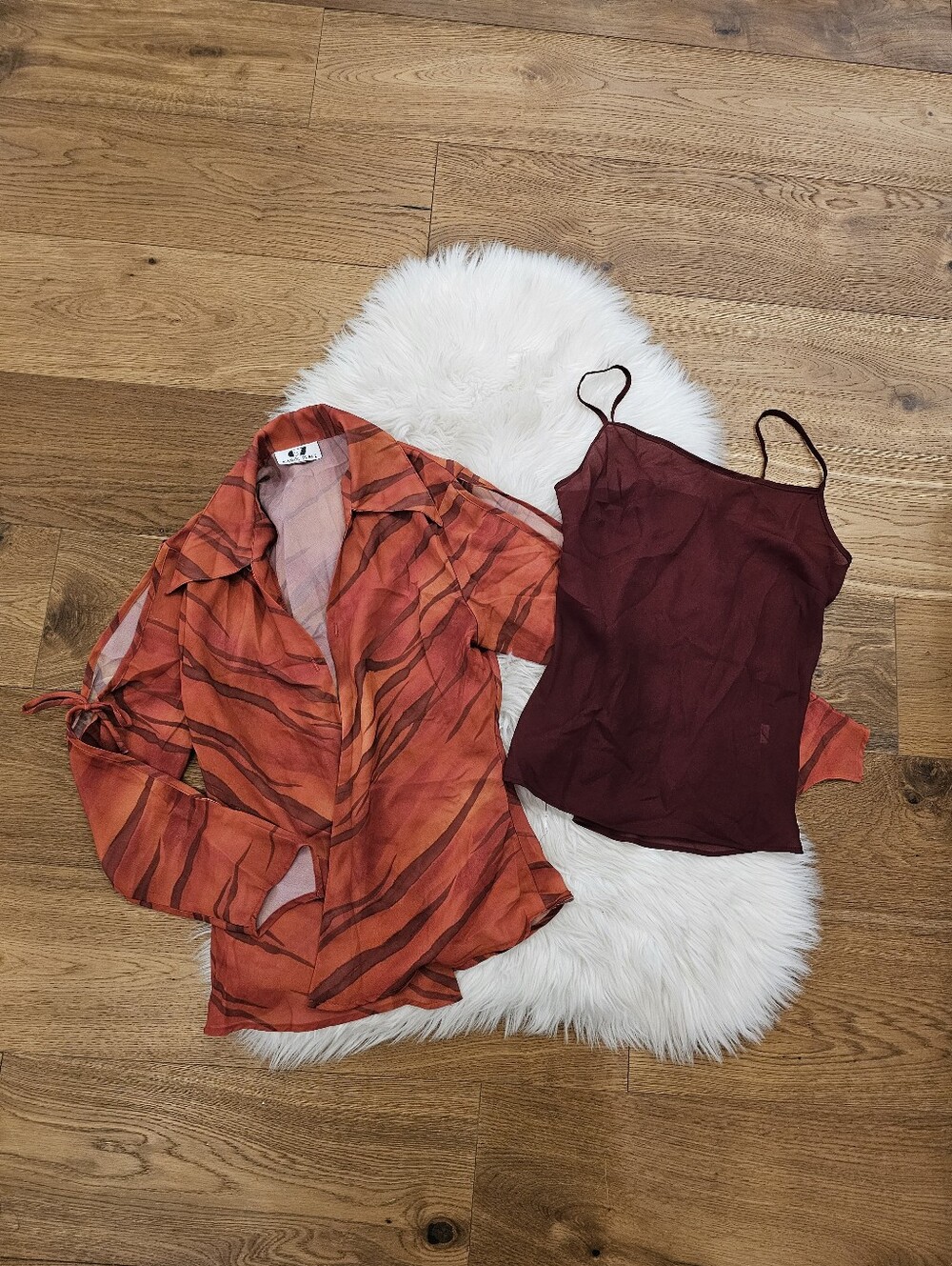 Vintage Women's Red-Orange Printed Blouse with Burgundy Camisole